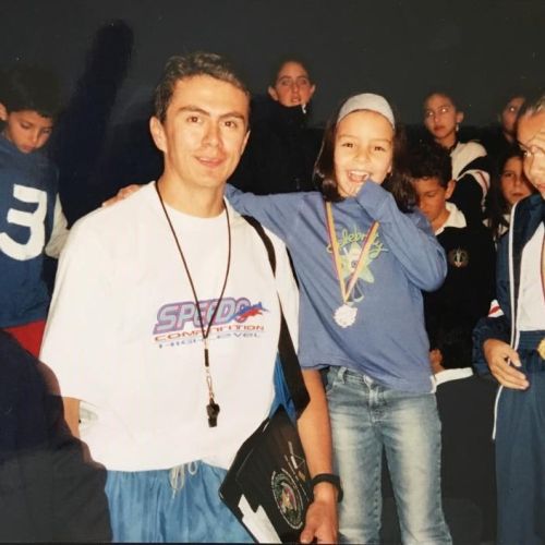 27-00005cd72415e65446a2c5fb51e0517c